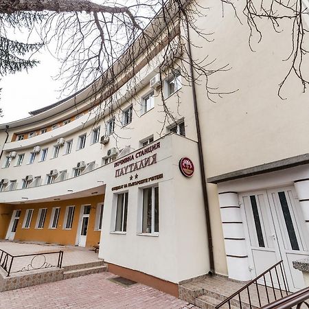 Семеен Хотел Пауталия Kyustendil Eksteriør bilde